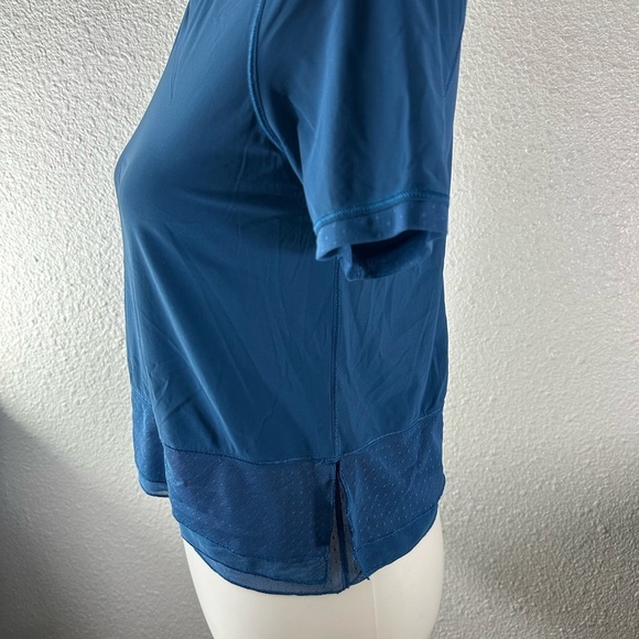 Lululemon Sole Training Short Sleeve Poseidon - Picture 3 of 5
